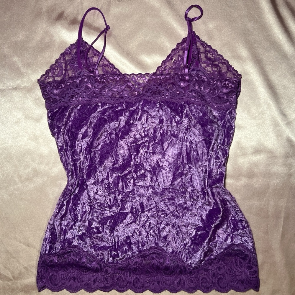 One Step Up cami 💟 - Picture 4 of 5